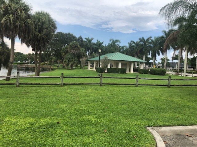 View Photo