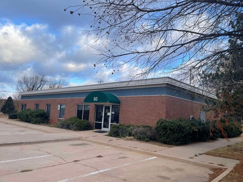 50 S Baumann Ave, Edmond, OK à vendre - Photo principale – Image 1 sur 8