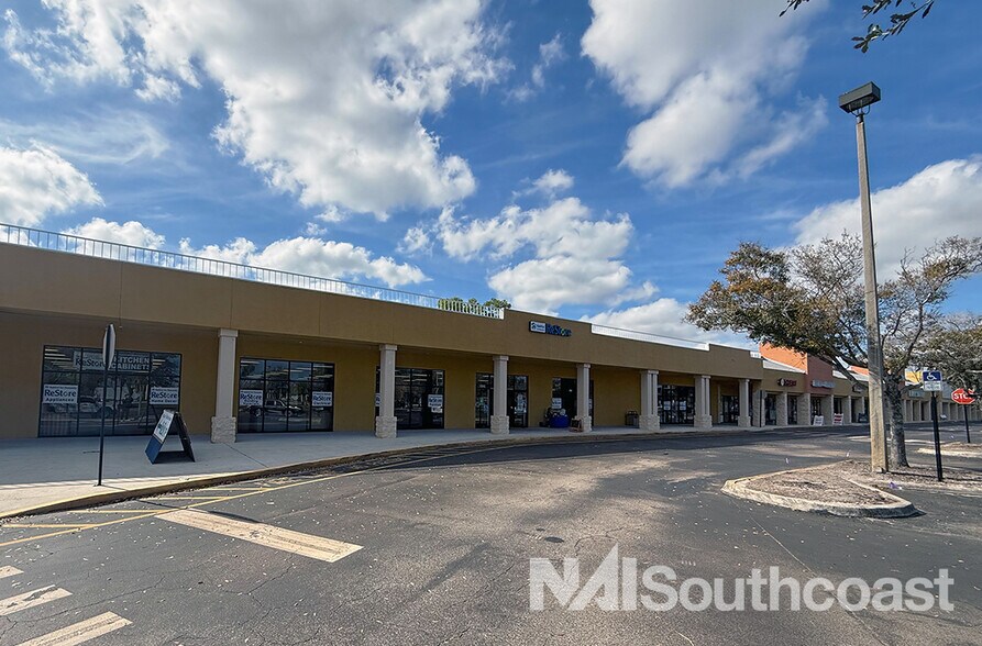 10063-10193 S US Highway 1, Port Saint Lucie, FL à louer - Photo de l’immeuble – Image 3 sur 11