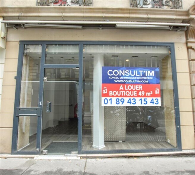 Local commercial dans Paris à louer - Photo de l’immeuble – Image 1 sur 6