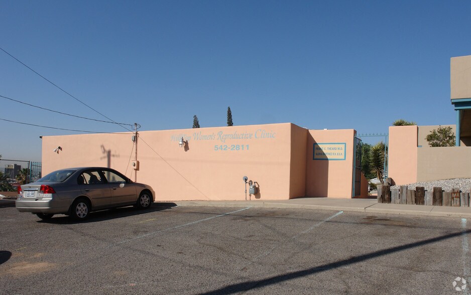 500 E Schuster Ave, El Paso, TX à vendre - Photo de l’immeuble – Image 2 sur 2