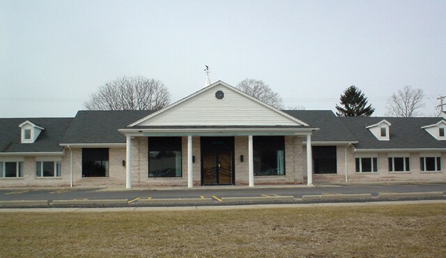 26221 Southfield Rd, Lathrup Village, MI à louer - Photo de l’immeuble – Image 3 sur 5