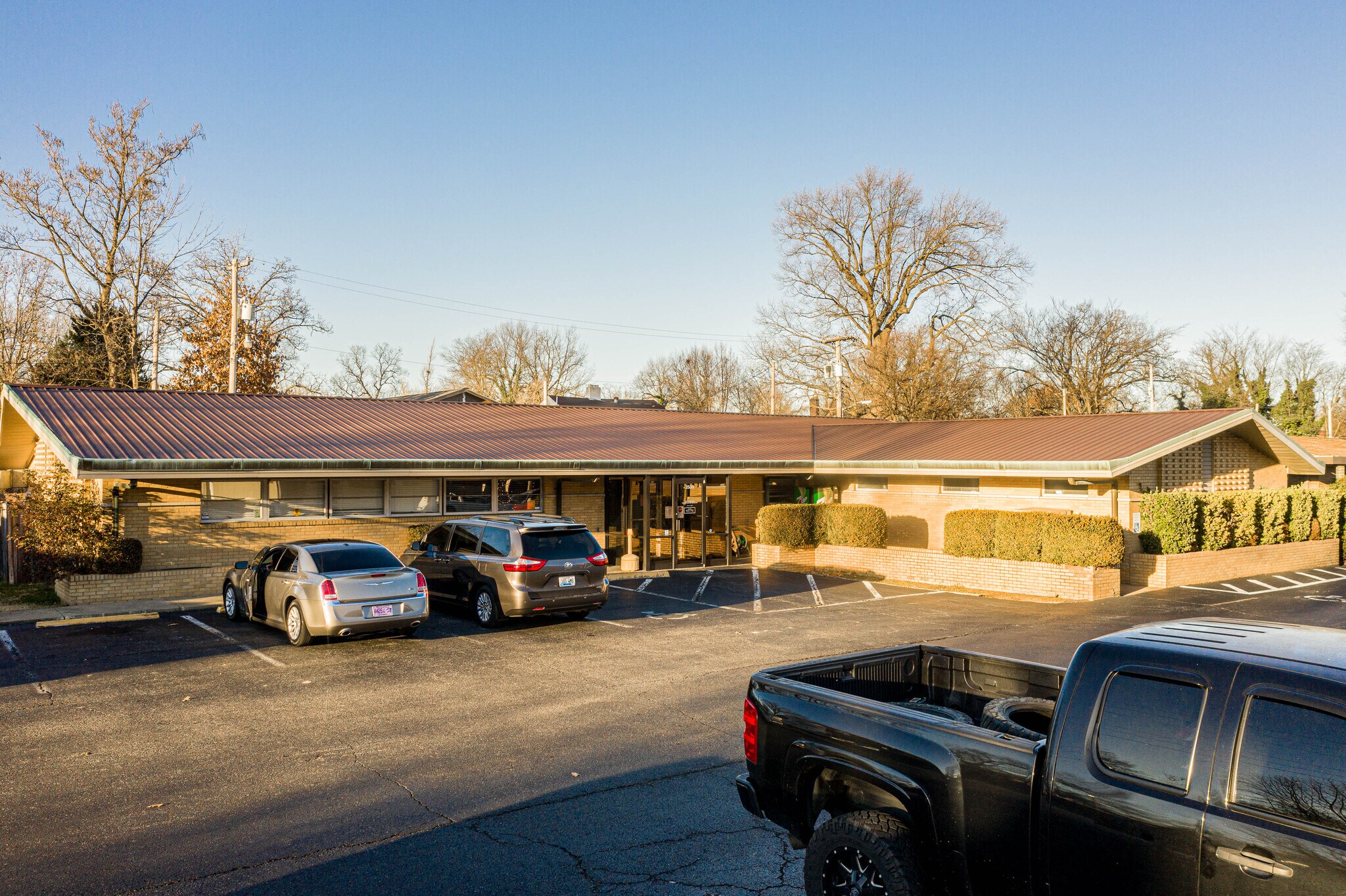 2535 Broadway St, Paducah, KY à louer Photo principale– Image 1 sur 71