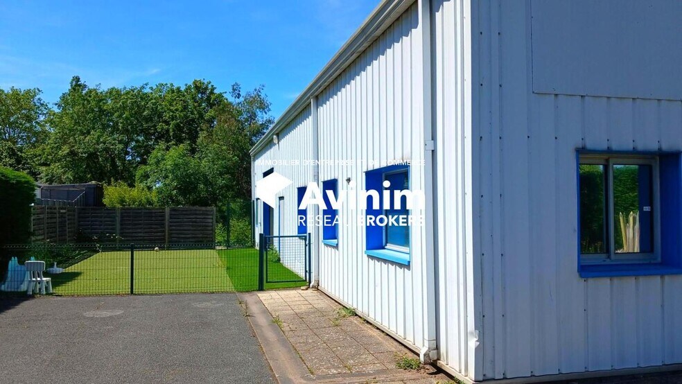 Local commercial dans Orléans à louer - Photo de l’immeuble – Image 2 sur 11