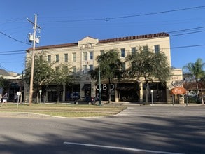 1224 St Charles Ave, New Orleans, LA à louer Photo de l’immeuble– Image 1 sur 6