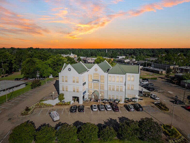 4465 Interstate 55 N, Jackson, MS à louer - Photo de l’immeuble – Image 2 sur 10