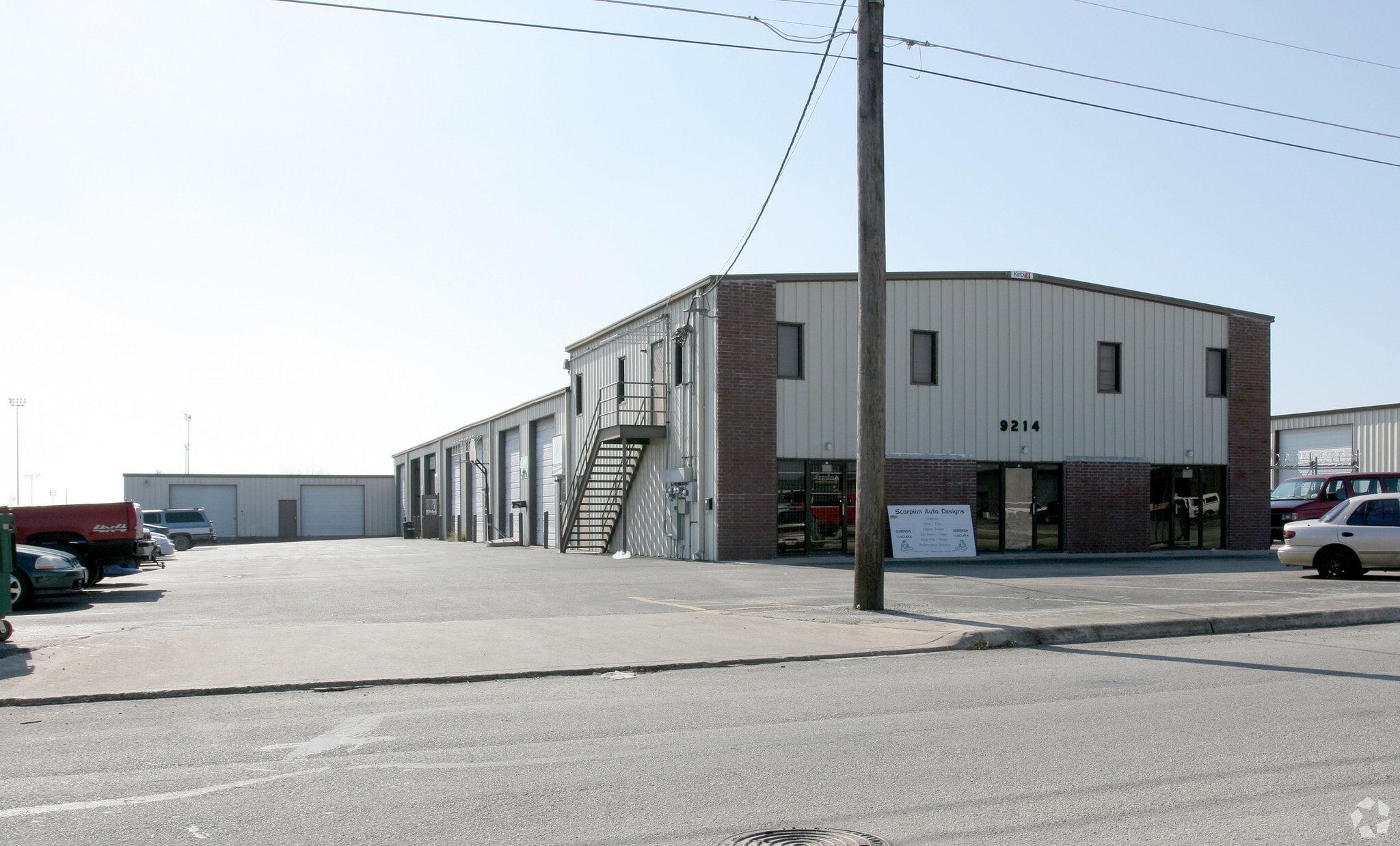 9214 Converse Business Ln, Converse, TX à louer Photo principale– Image 1 sur 3