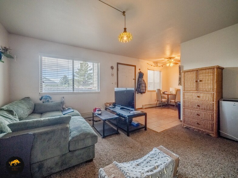 1167 Mesa Dr, Douglas, WY à vendre - Photo intérieure – Image 3 sur 4