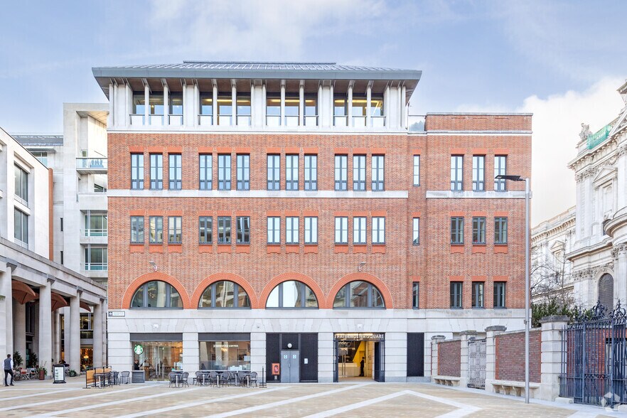 1 Paternoster Sq, Londres à louer - Photo de l’immeuble – Image 3 sur 3