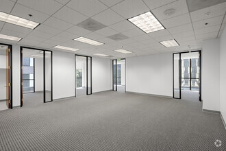835 Wilshire Blvd, Los Angeles, CA à louer Photo intérieure– Image 1 sur 4