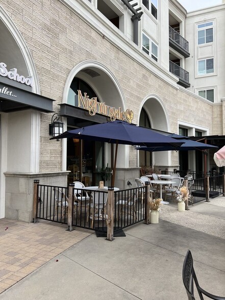 7521 Edinger Ave, Huntington Beach, CA à louer - Photo principale – Image 1 sur 1