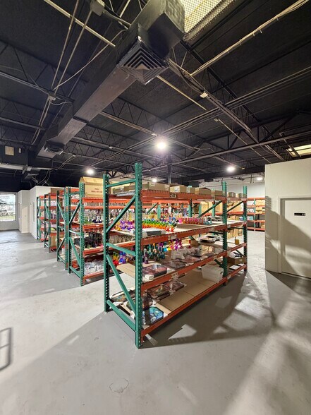 1901-1921 W Copans Rd, Pompano Beach, FL à louer - Photo de l’immeuble – Image 2 sur 8