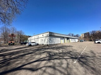 Plus de détails pour 30 Water St W, Saint Paul, MN - Industriel/Logistique à vendre
