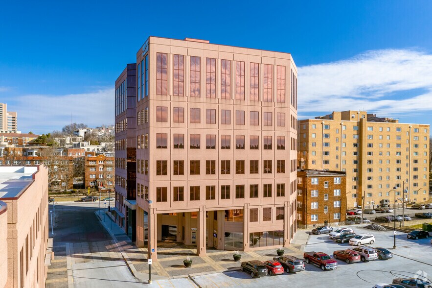 4717 Grand Ave, Kansas City, MO à louer - Photo de l’immeuble – Image 2 sur 17