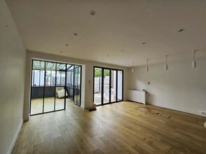 Bureau dans Boulogne-Billancourt à louer Photo intérieure– Image 2 sur 5
