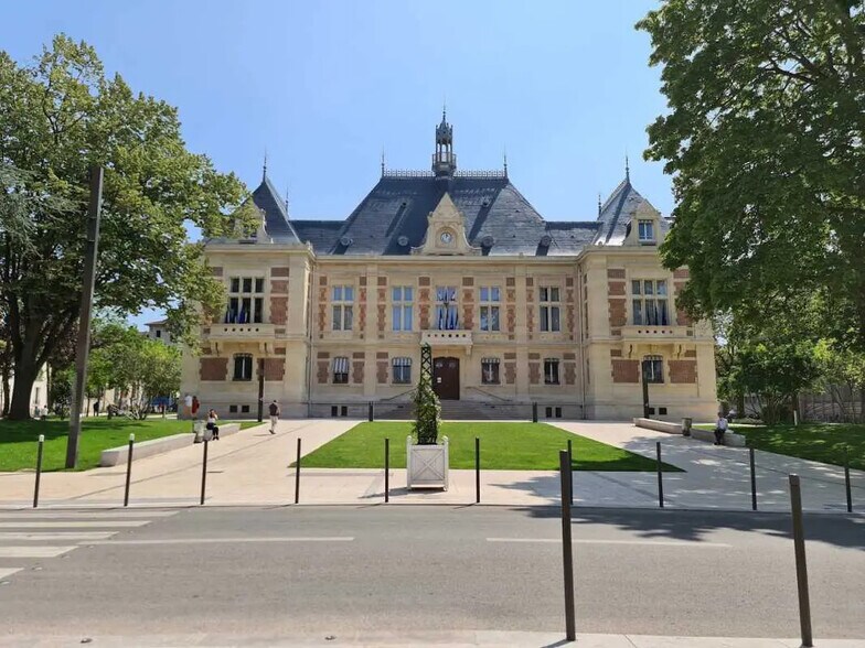 Local commercial dans Montrouge à vendre - Photo de l’immeuble – Image 3 sur 7