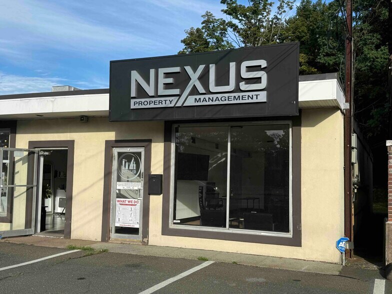 392-396 Washington Ave, North Haven, CT à louer - Photo de l’immeuble – Image 2 sur 9