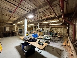 61 Endicott St, Norwood, MA à louer Photo intérieure– Image 2 sur 2