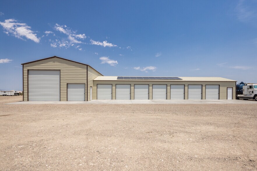 8089 Wagon Wheel Dr, Lake Havasu City, AZ à vendre - Photo de l’immeuble – Image 2 sur 27