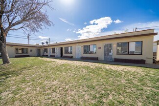 Plus de détails pour 38717 6th St E, Palmdale, CA - Logement à vendre