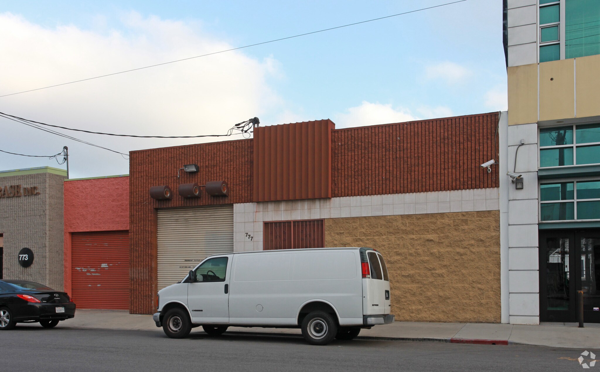 777 E 14th Pl, Los Angeles, CA à vendre Photo principale– Image 1 sur 14