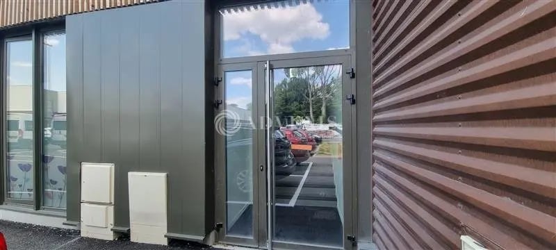 Bureau dans Lille à vendre - Photo de l’immeuble – Image 2 sur 7
