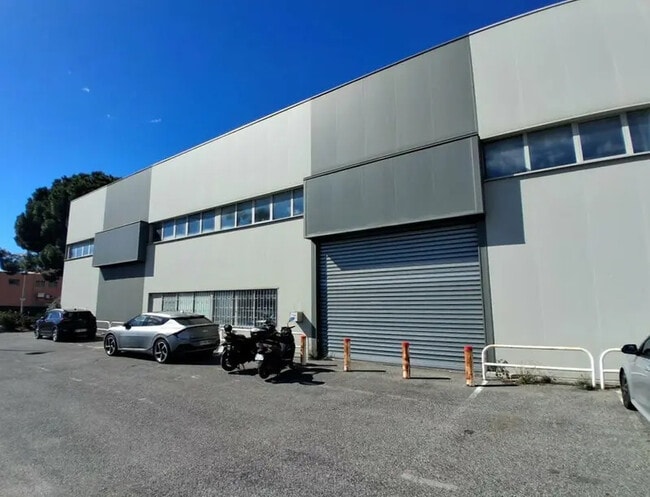 Plus de détails pour Industriel/Logistique à louer