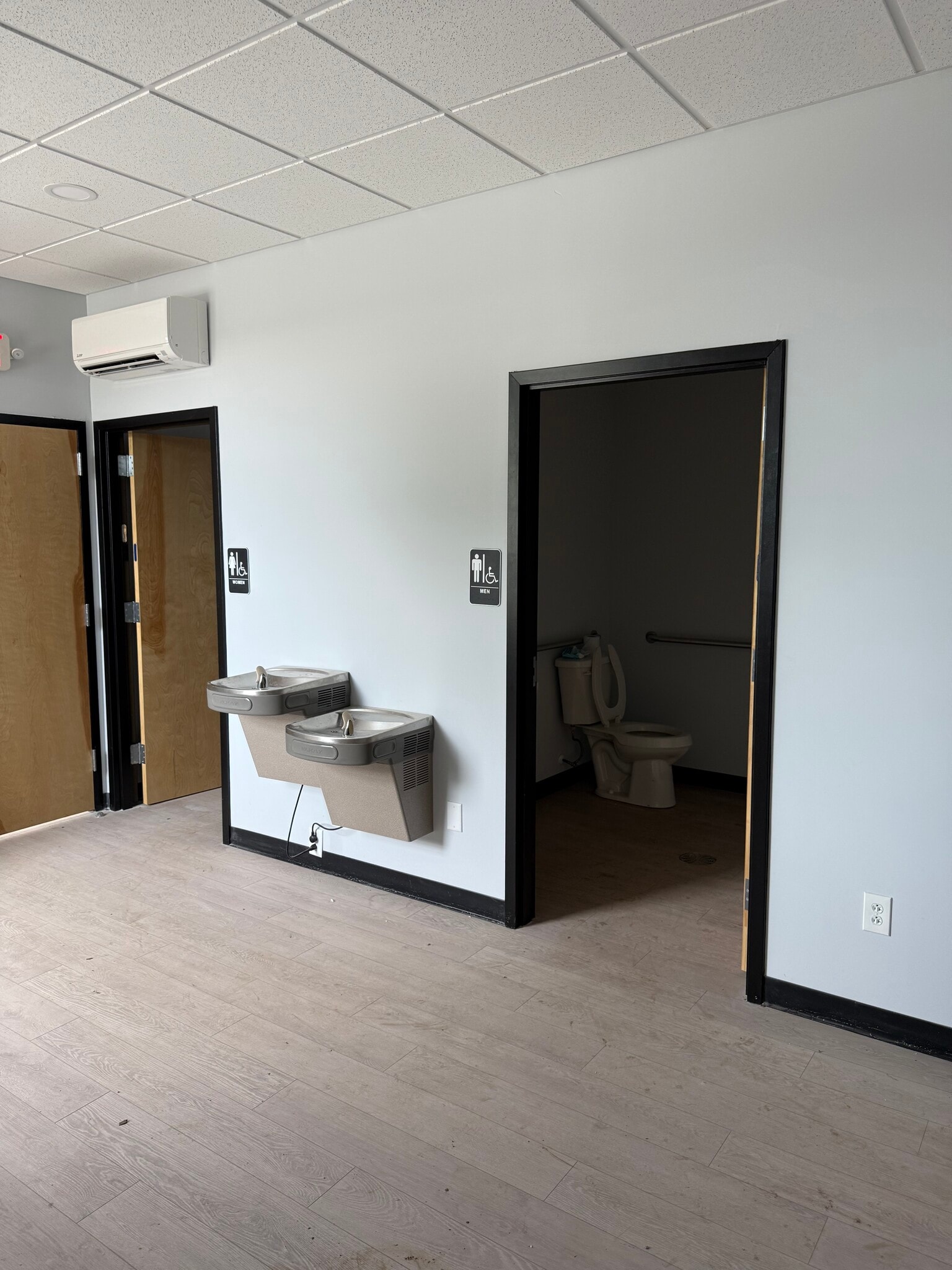 2418 Cruzen St, Nashville, TN à louer Hall d’entrée– Image 1 sur 9