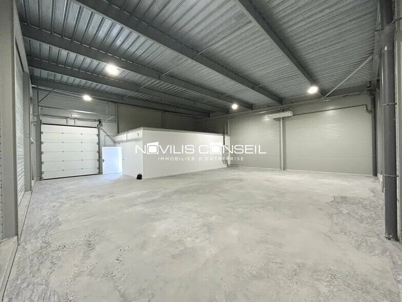 Local d’activités dans SAINTE-FOY-D'AIGREFEUILLE à louer - Photo intérieure – Image 2 sur 6
