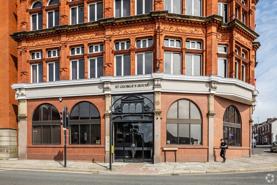 St. Georges Rd, Bolton à louer - Photo de l’immeuble – Image 2 sur 4