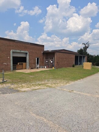 Plus de détails pour 907 N Pierce St, Alma, GA - Industriel/Logistique à vendre