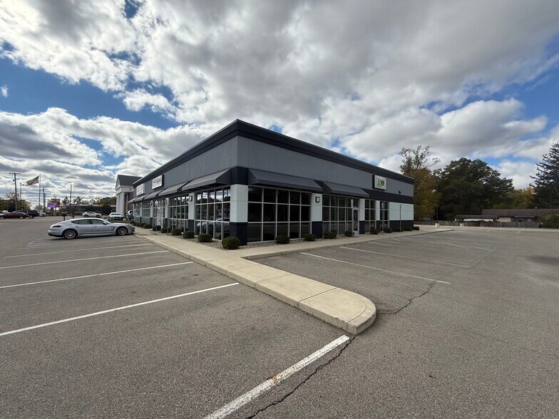 3705-3719 S Scatterfield Rd, Anderson, IN à louer - Photo de l’immeuble – Image 2 sur 6