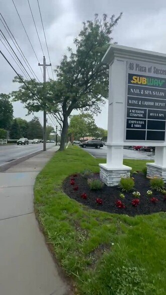 155-173 Smithtown Blvd, Nesconset, NY à louer - Vidéo sur l’annonce professionnelle – Image 3 sur 10