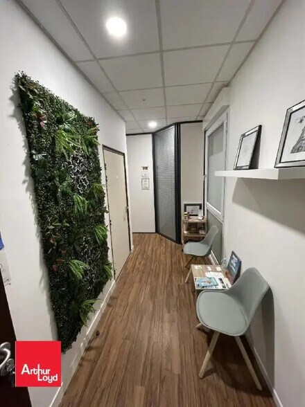 Bureau dans Chartres à vendre - Photo de l’immeuble – Image 1 sur 4