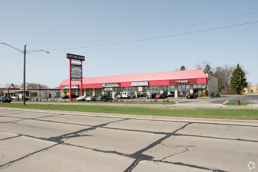 8025-8055 N 76th St, Milwaukee, WI à vendre - Photo principale – Image 2 sur 7