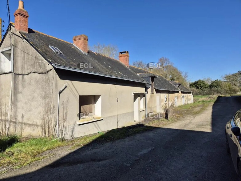 Industriel/Logistique dans Écouflant à vendre - Photo de l’immeuble – Image 3 sur 4