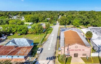 530 S Woodland Blvd, Deland, FL - VUE AÉRIENNE  vue de carte - Image1