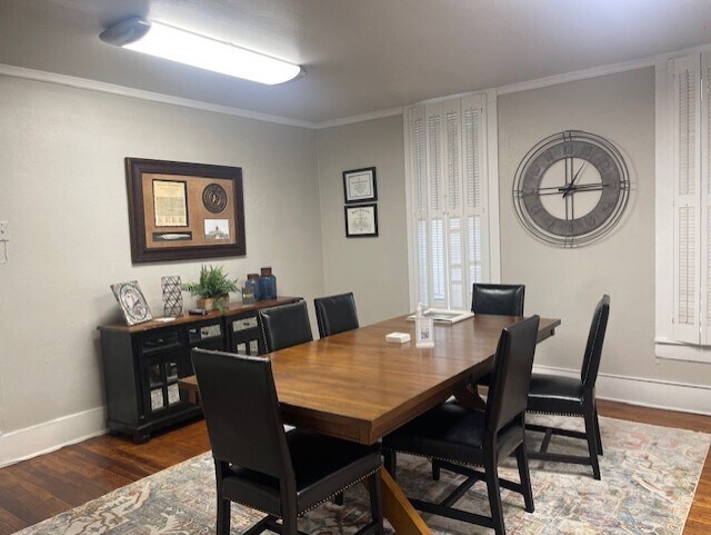 903 N Elm St, Denton, TX à louer - Photo de l’immeuble – Image 3 sur 6