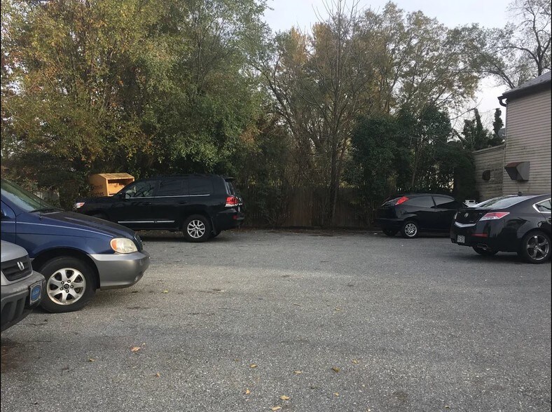 304 N Buckmarsh St, Berryville, VA à vendre - Photo de l’immeuble – Image 3 sur 8