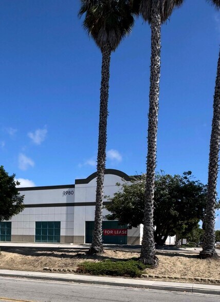 1980 Goodyear Ave, Ventura, CA à louer - Photo de l’immeuble – Image 3 sur 14