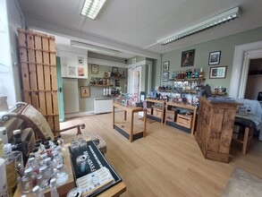 Sudbury Courtyard, Main Road, Sudbury, Ashbourne à louer Photo intérieure– Image 2 sur 2