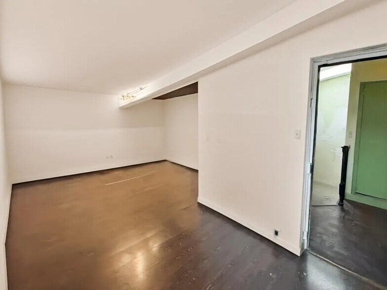 Bureau dans Paris à louer - Photo de l’immeuble – Image 3 sur 6