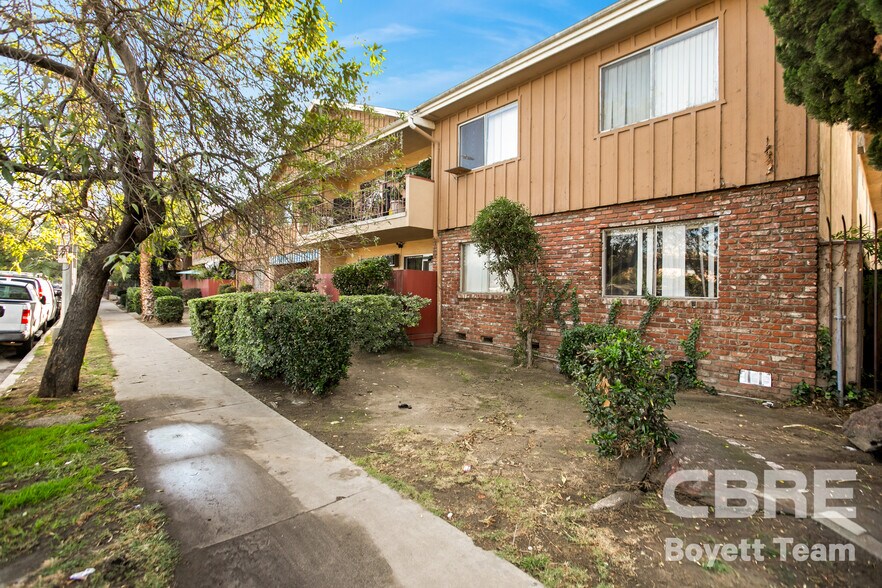 15040 Parthenia St, North Hills, CA à vendre - Photo de l’immeuble – Image 1 sur 9