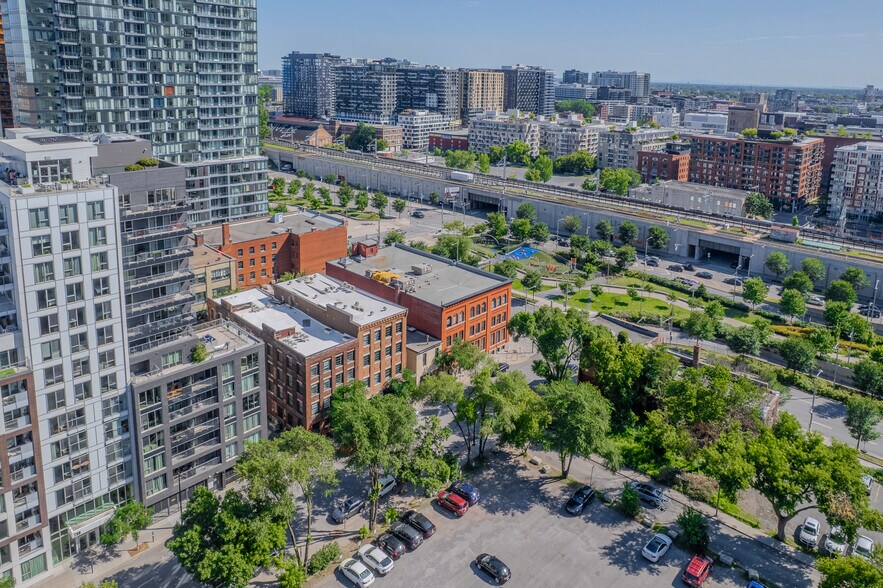 754-762 Rue Saint-Paul O, Montréal, QC à vendre - Photo de l’immeuble – Image 2 sur 20