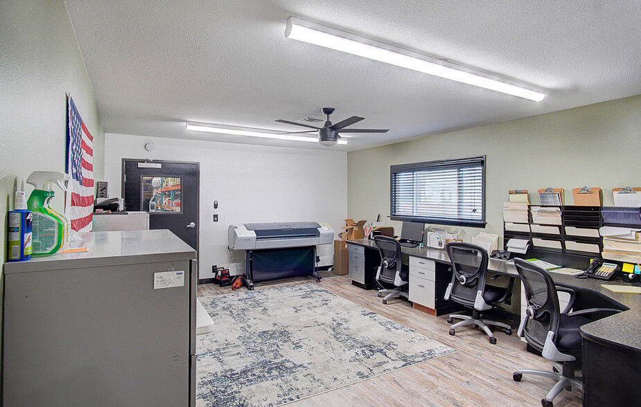 17303 Roseton Ave, Artesia, CA à louer - Photo intérieure – Image 2 sur 29