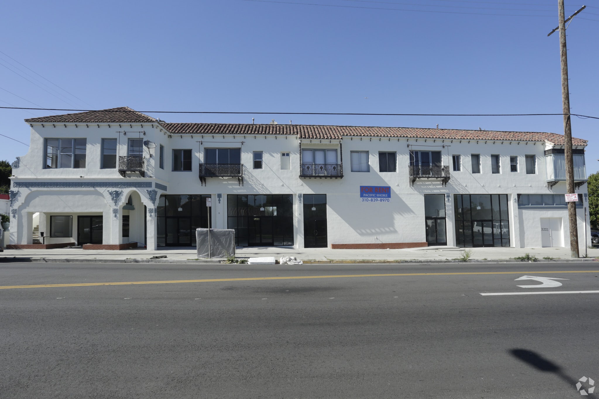 3201-3213 W 54th St, Los Angeles, CA à louer Photo principale– Image 1 sur 10