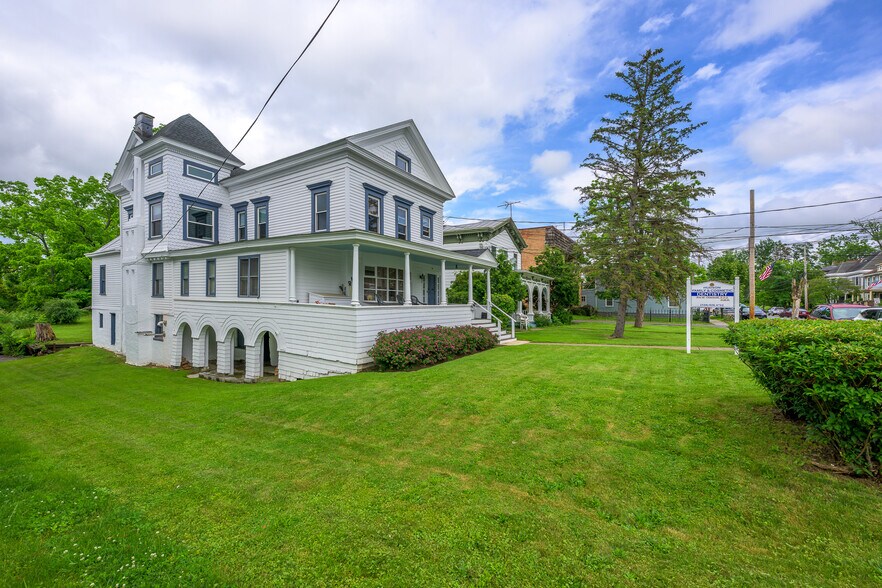 66 Green St, Hudson, NY à vendre - Photo de l’immeuble – Image 3 sur 14