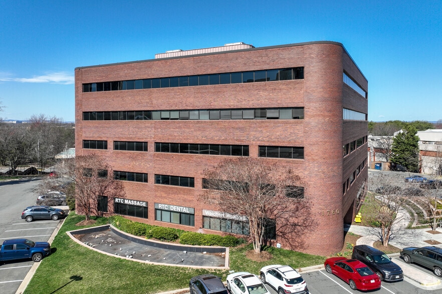 1760 Reston Pky, Reston, VA à louer - Photo principale – Image 1 sur 6