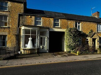 Plus de détails pour High St, Cheltenham - Local commercial à louer