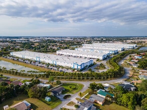2290-2398 NW 119th St, Miami, FL à louer Aérien– Image 2 sur 6